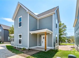 3081 W Tulsa St, Fayetteville, AR 72704
