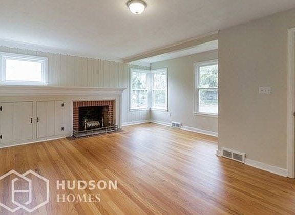 5th image of 33 Ely Dr