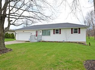 38149 Sugar Ridge Rd, North Ridgeville, OH 44039