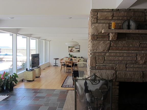4th image of 12259 Shorewood Ln SW