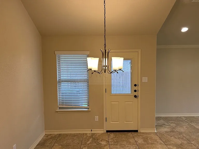 5910 Cordillera Dr — Photo 8