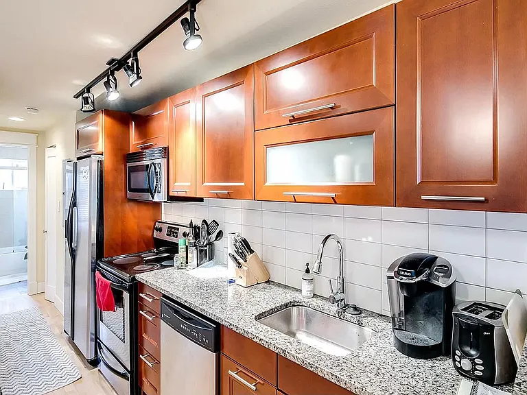 195 S Pennsylvania St #302 — Photo 11