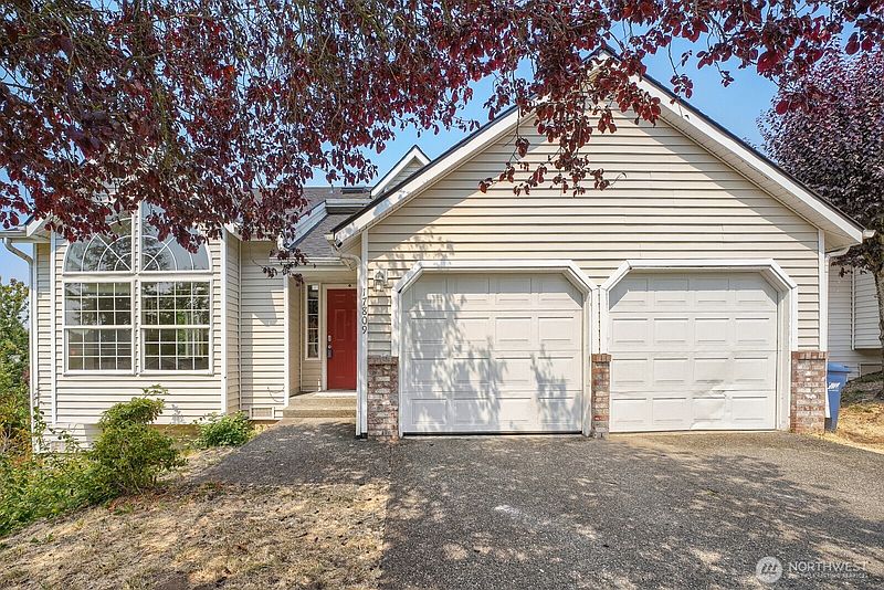 2nd image of 17809 112th Avenue SE