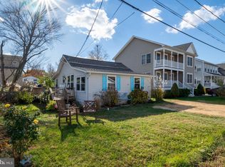 1213 Oak Ave, Shady Side, MD 20764