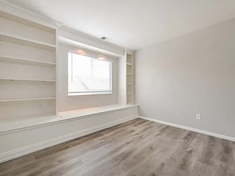 5065 Pelican St — Photo 13
