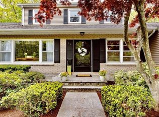 18 W Ridge Dr, Sharon, MA 02067