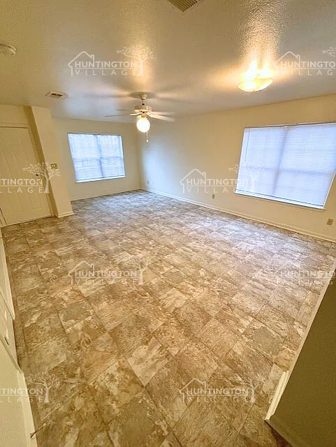 Building Photo - 101 Sinton Pl