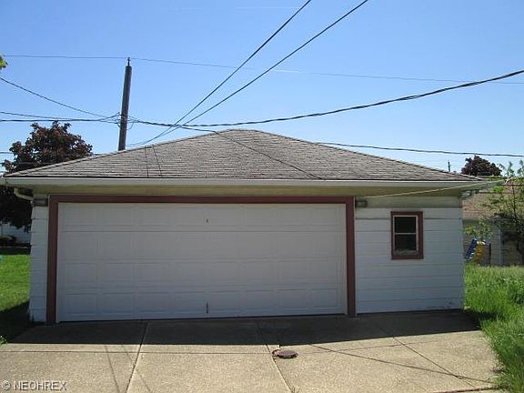 2nd image of 15600 Shirley Ave