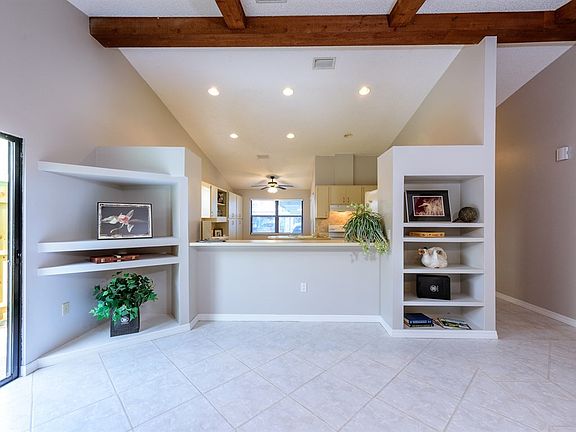 5th image of 5030 Barrington Cir