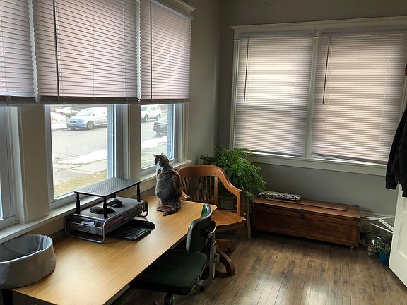 5th image of 3022 Columbus Ave S