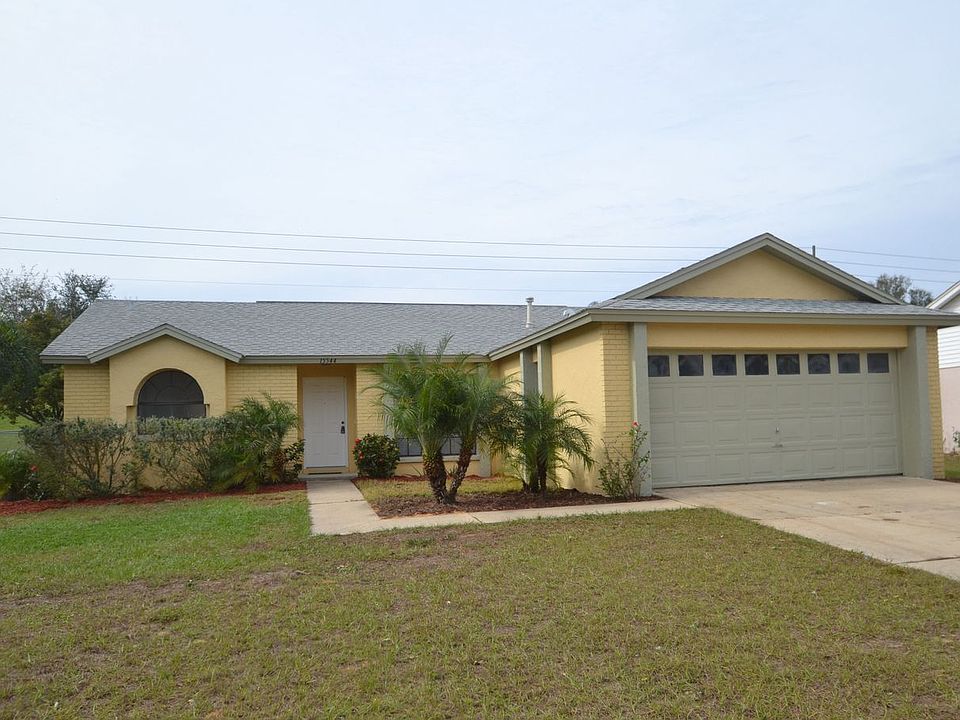 1st image of 15544 Hidden Lake Cir