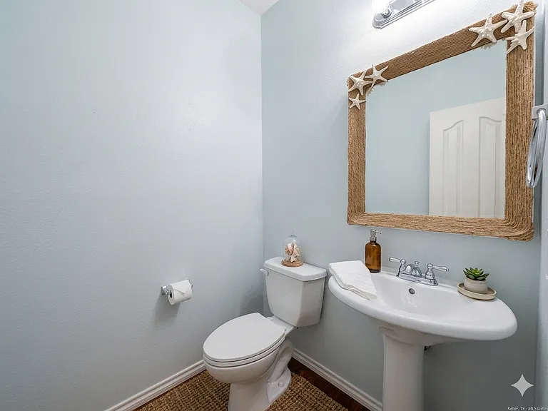 5108 Keating St — Photo 16