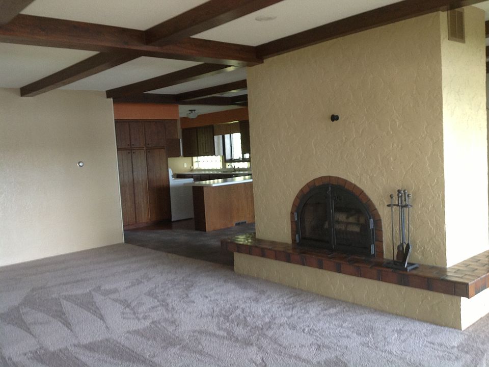 2nd image of 1660 Riverside Ave N