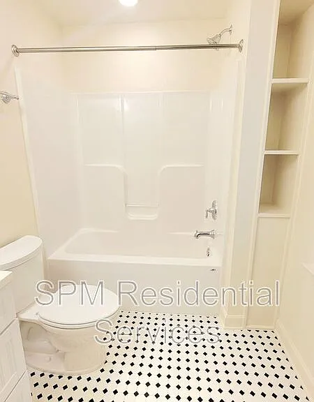 408 Pine Hills Dr — Photo 21
