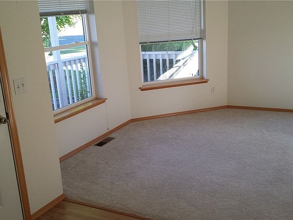 2nd image of 1900 Palo Verde St