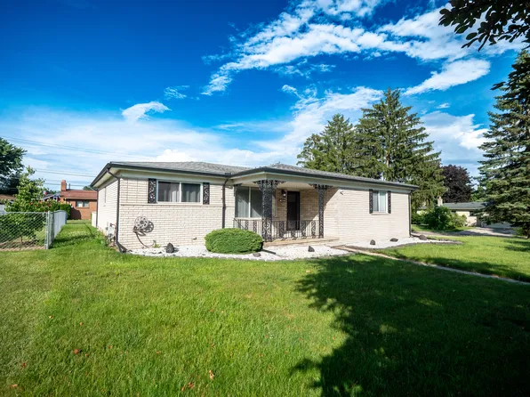 18863 Monica Dr, Clinton Township, MI 48036