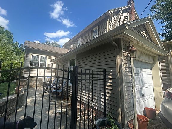 5th image of 142 Springfield St
