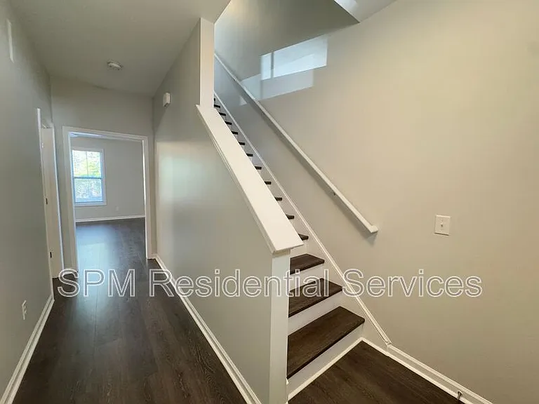 9393 Cassadine Ct NE — Photo 3