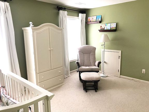 Upstairs Bedroom 3