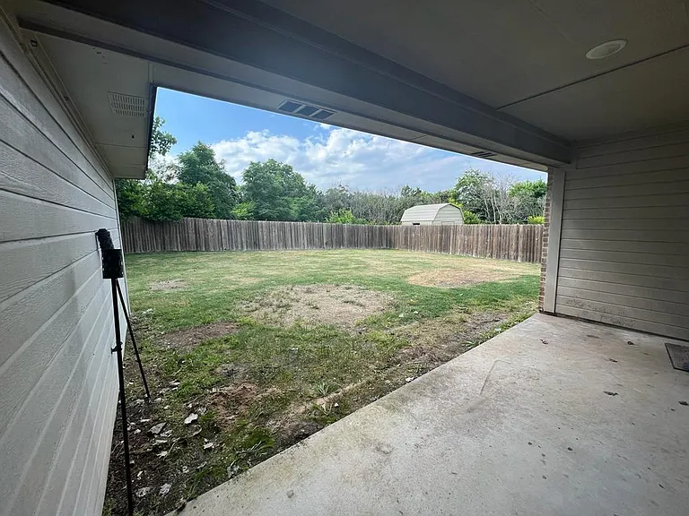 2428 Nolan Creek St — Photo 9