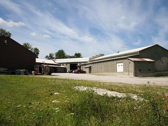 5th image of 58 Sugarbush Ct