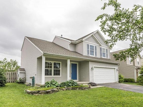 3rd image of 5873 Fieldcrest Dr
