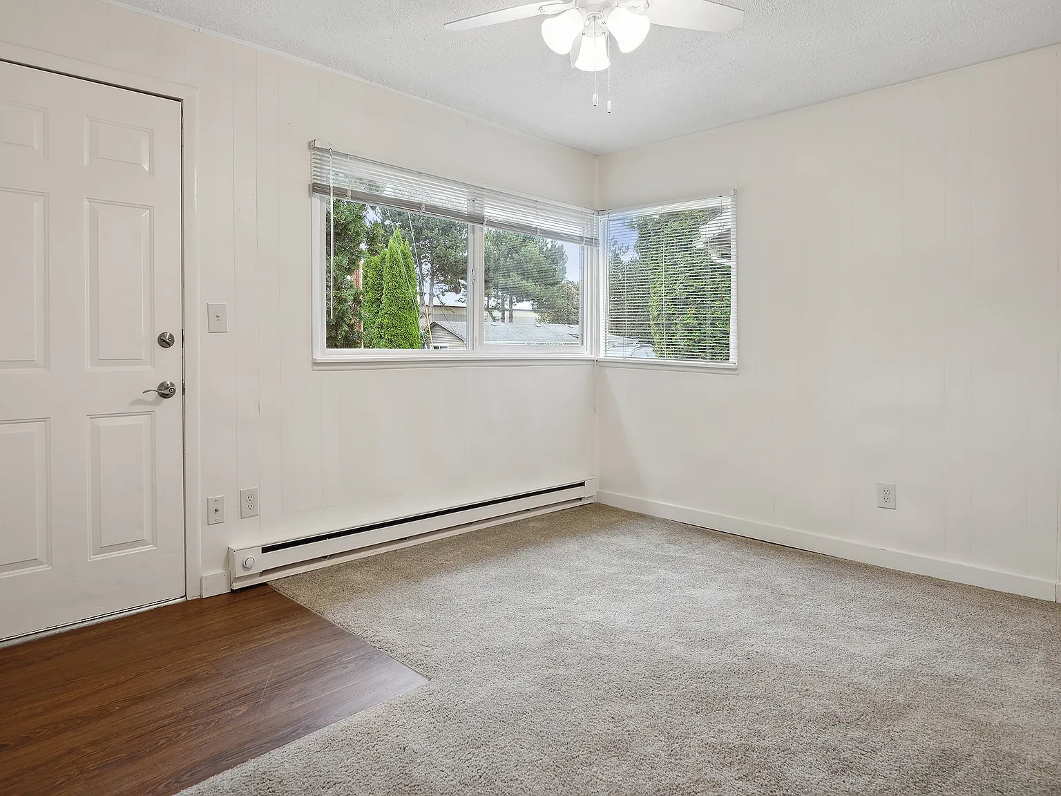 1 bed, 450 sqft, $1,275 — Photo 3