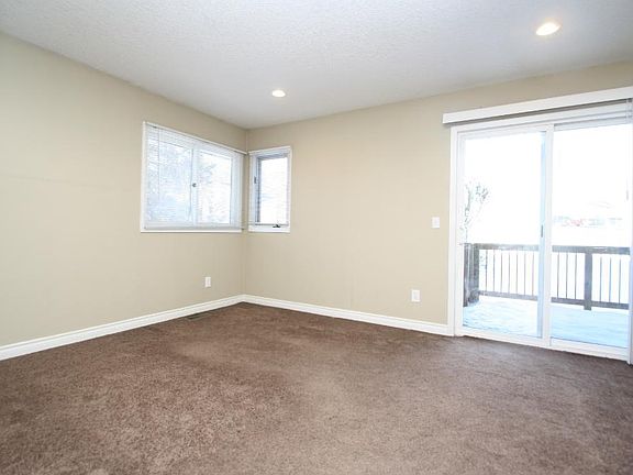 5th image of 18301 Creeks Bend Dr