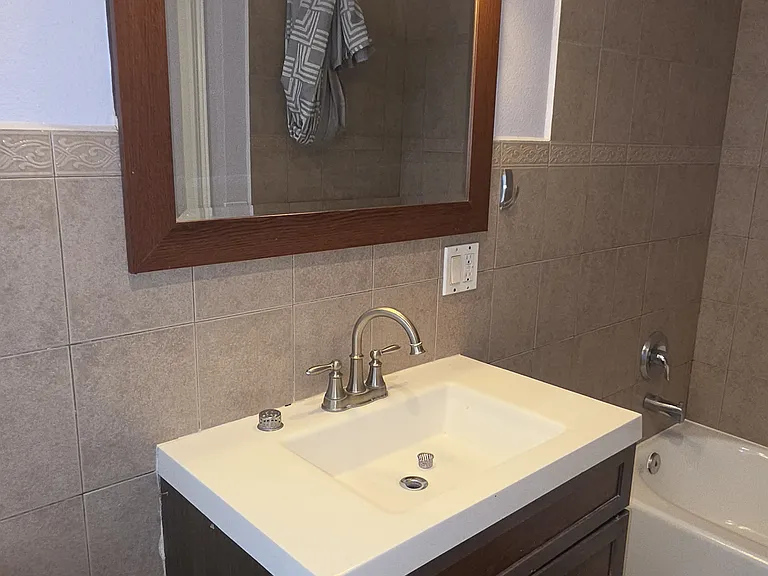 719 E Wardlow Rd #B — Photo 5