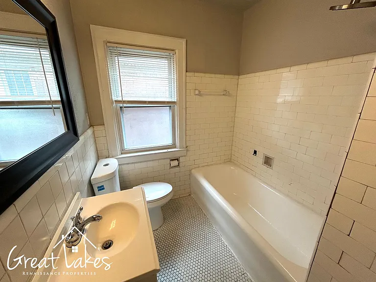 2531 Pingree St — Photo 15