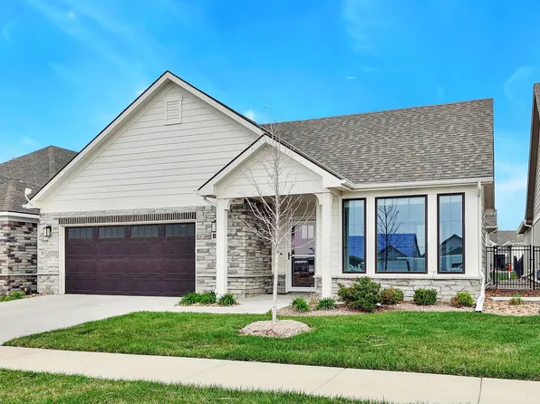 714 E Lexington Ln, Andover, KS 67002