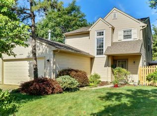 21 Cattail Dr, Howell, NJ 07731