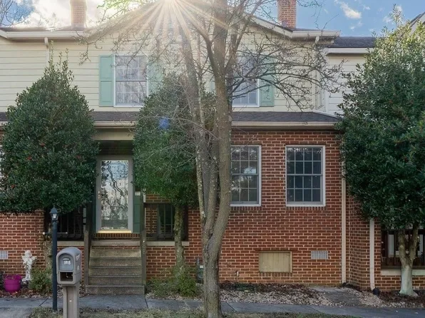 188 Emerald Dr, Harrisonburg, VA 22801