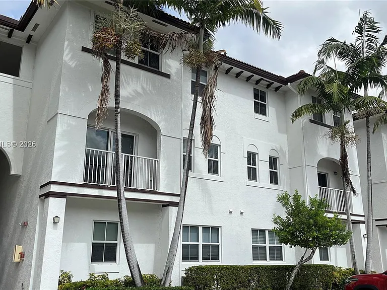 8850 NW 97th Ave #205 — Photo 1