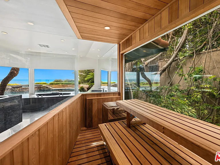 29020 Cliffside Dr — Photo 34