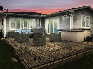 326-4 Shore Acres Rd, La Crescent, MN 55947