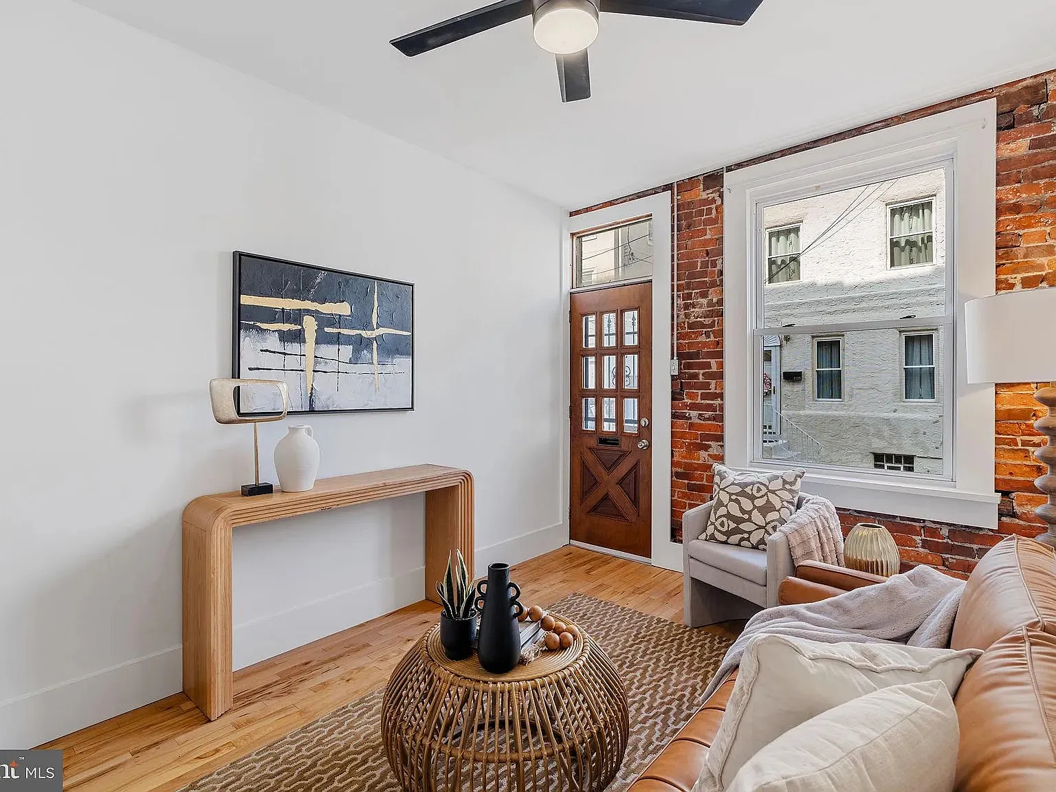 2 bed, 927 sqft, $2,375 — Photo 4