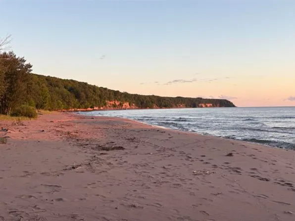 390 Beach Road Co Rd, Af Big Bay, MI 49808