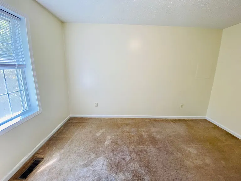 1348 State Highway 194 N — Photo 13
