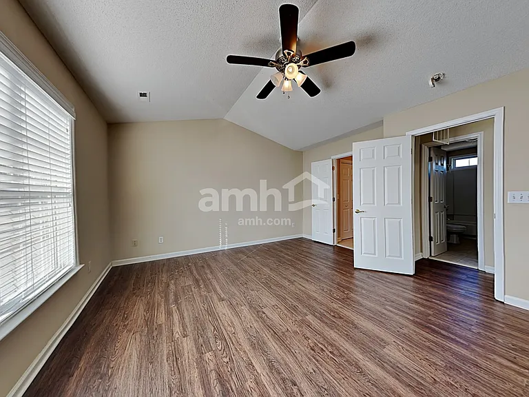 1605 Glenn Meade Dr — Photo 10