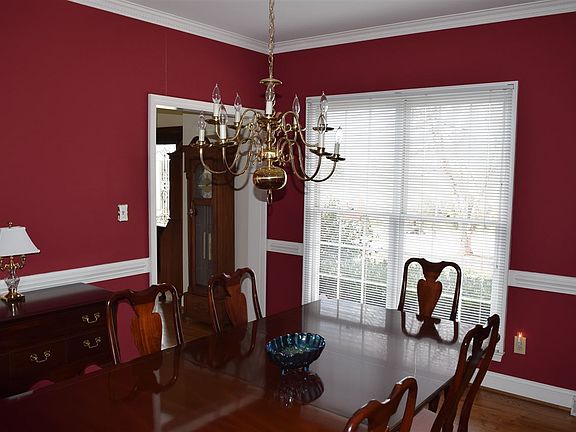 4th image of 125 Westmeath Dr