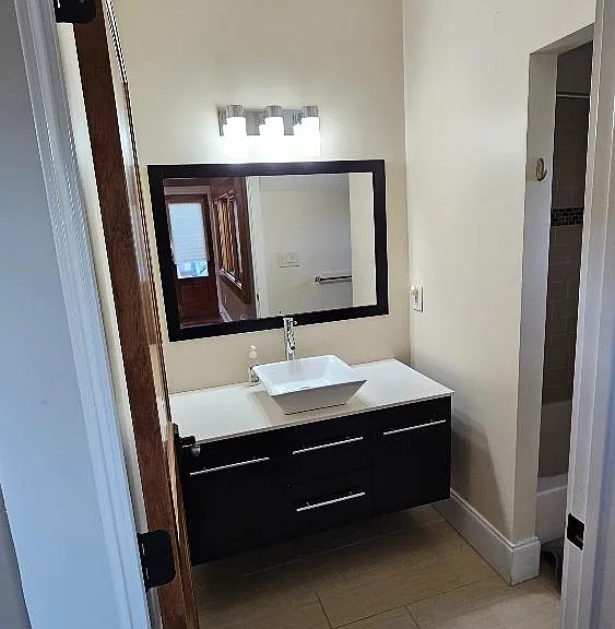 Modern Bathroom