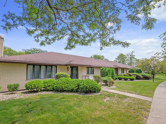 3rd image of 15626 Wild Rose Ln #0
