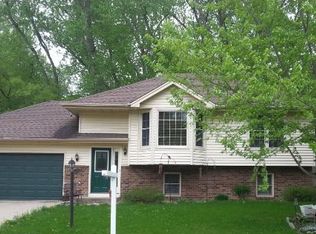 13101 Court Pl, Burnsville, MN 55337