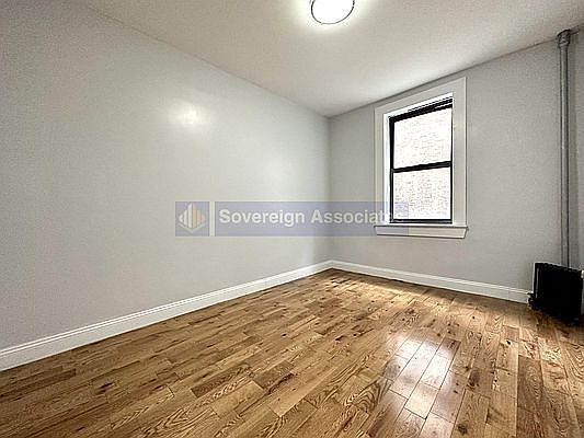 4th image of 618 Academy St #25