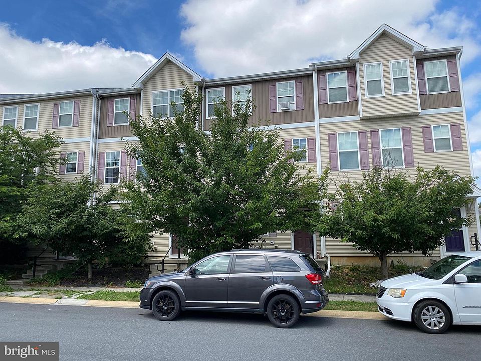 1st image of 83 Tyndall Trl