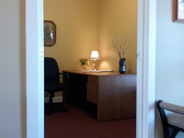 308 College Cir — Photo 14