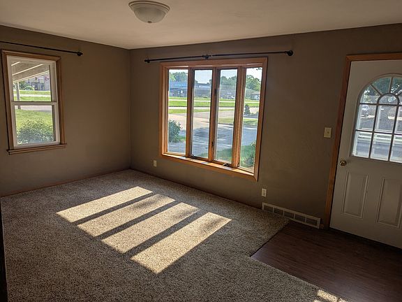 3rd image of 116 Rhame Ave
