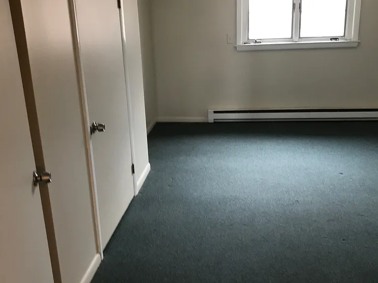 11 N Willard St #C — Photo 7