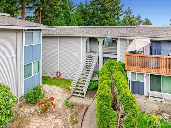 17208 NE 45th Street #66, Redmond, WA 98052